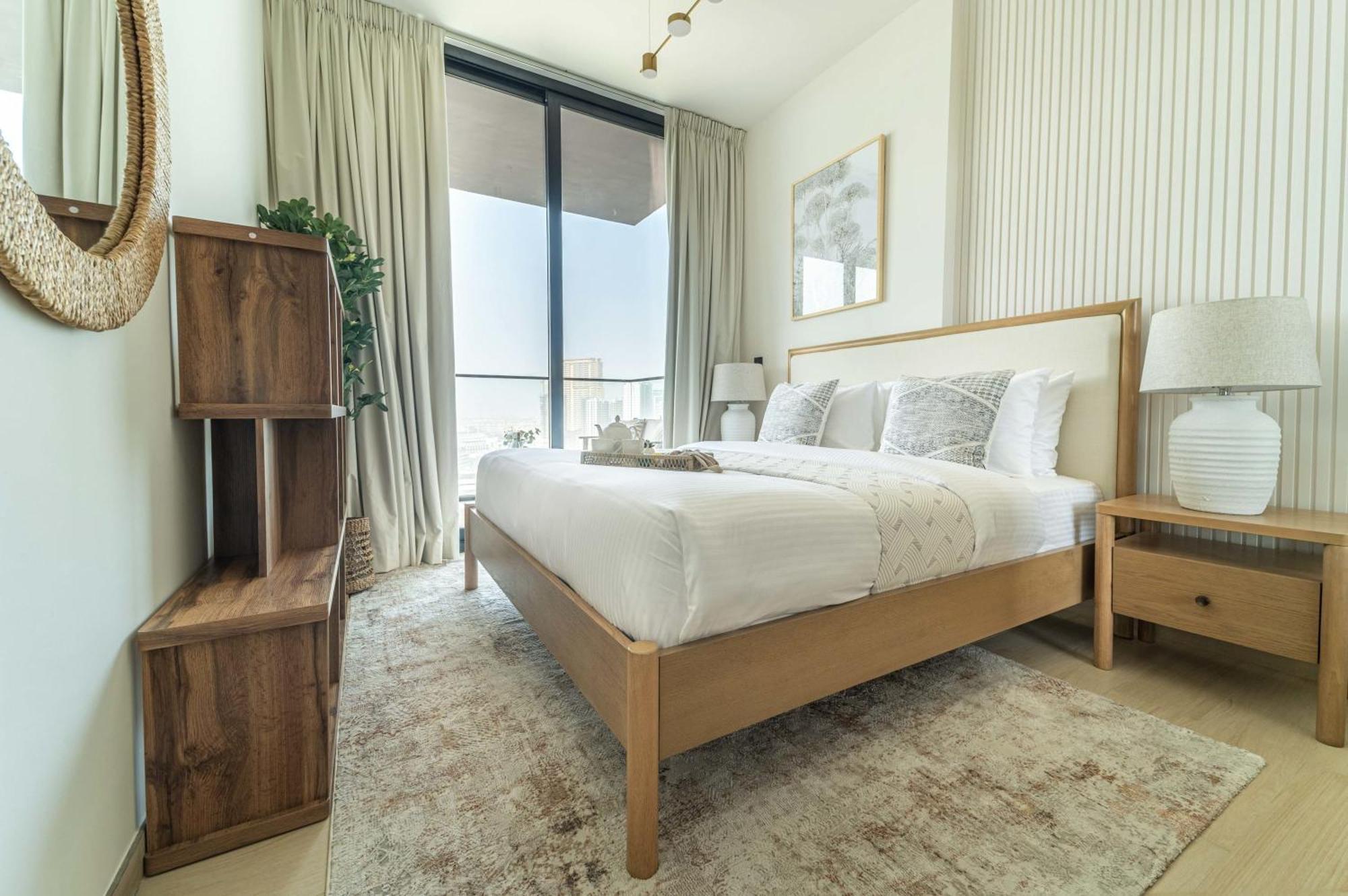 Apartment Frank Porter - Binghatti Crest Dubai