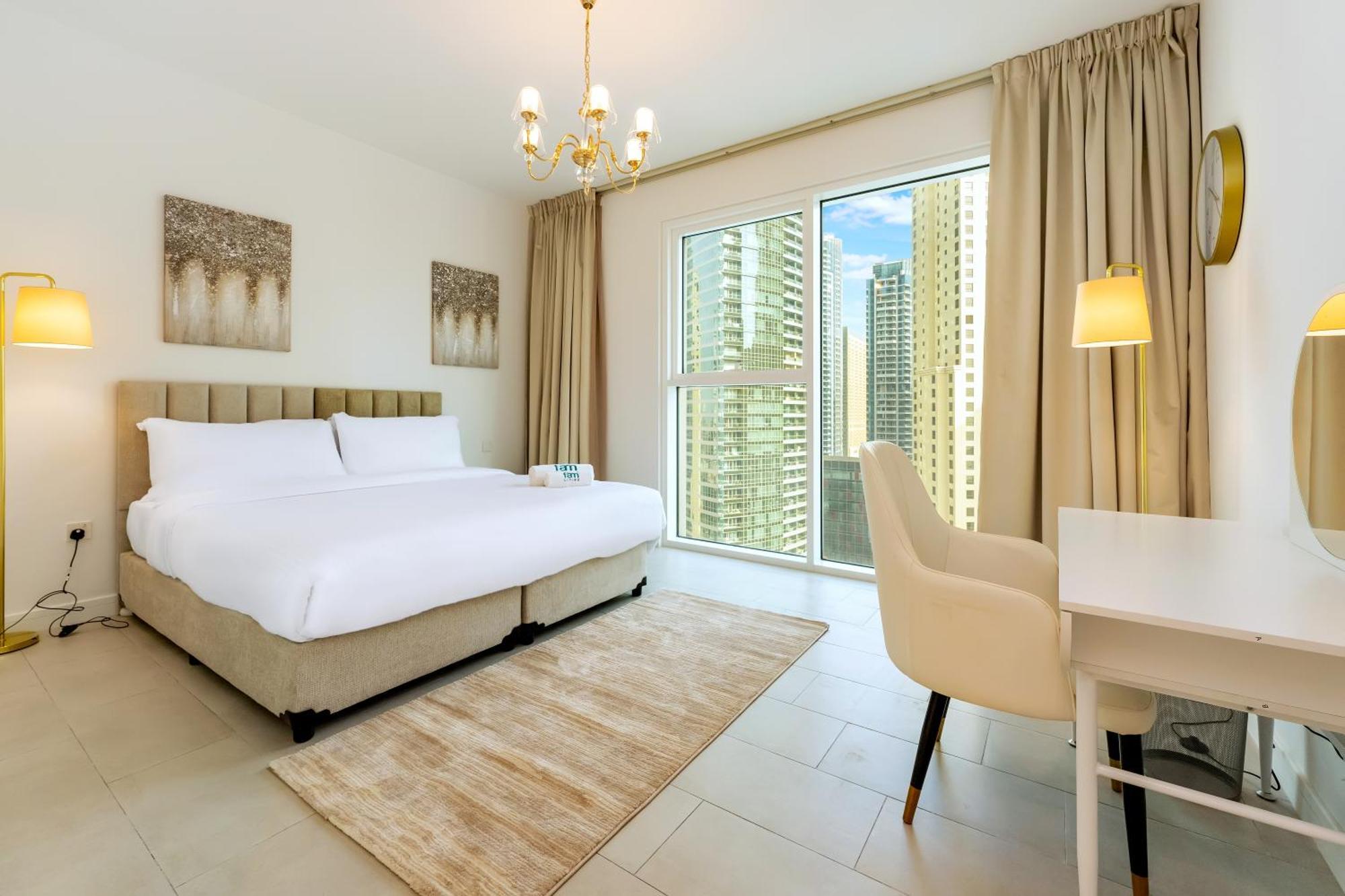 Fam Living - Modern 1-bedroom Gem In Jbr, Steps From The Apartment Dubai