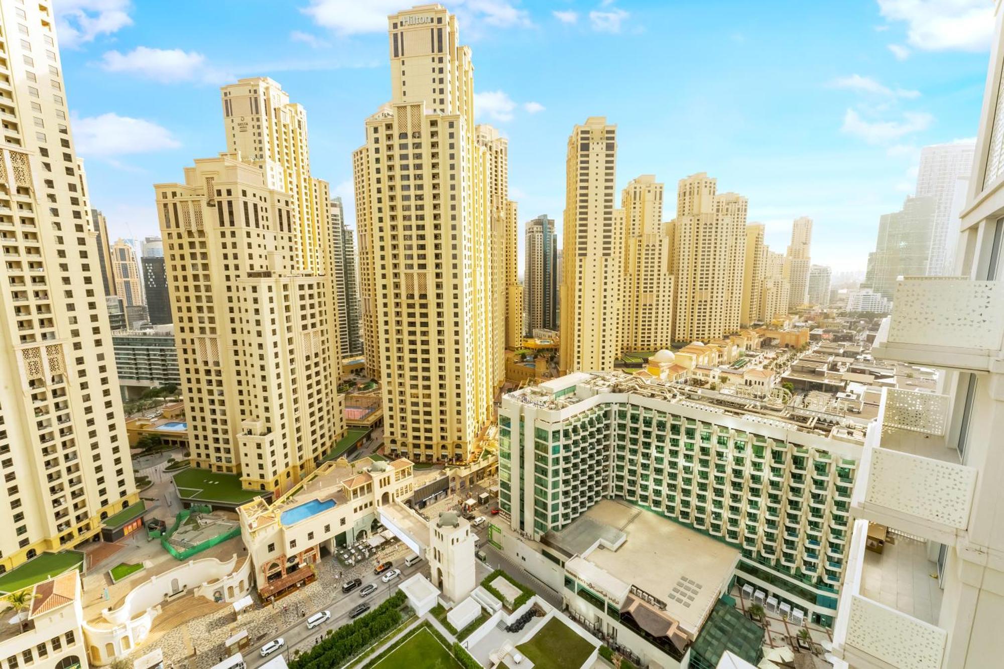 Fam Living - Modern 1-bedroom Gem In Jbr, Steps From The Apartment Dubai