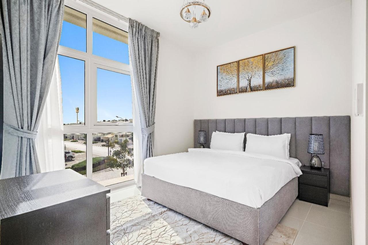 Villa Aliving Luxury 3br With Maid Damac Hills 2 Dubai