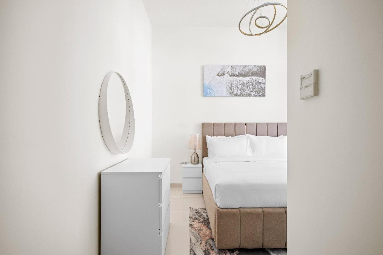 Aliving Luxury 3br With Maid Damac Hills 2 *