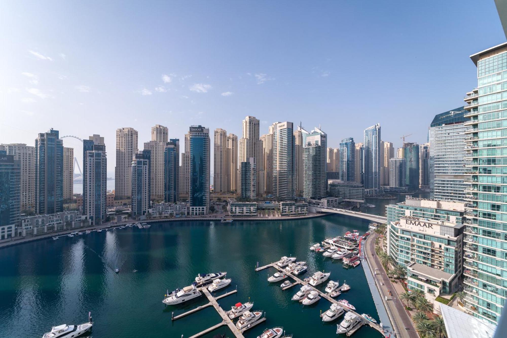 Apartment Luxury Living At Vida Marina & Yacht Club Dubai