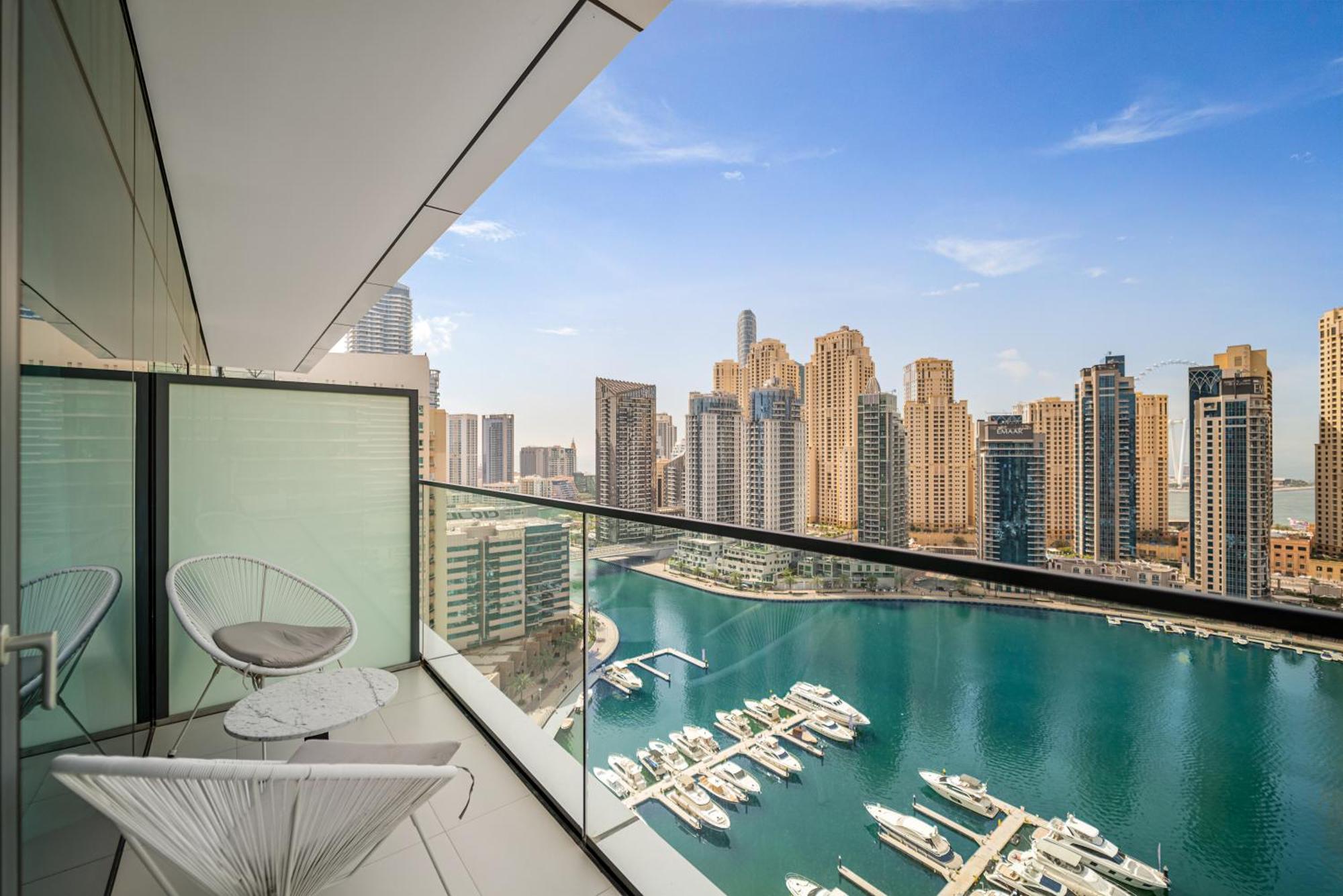 Luxury Living At Vida Marina & Yacht Club Dubai