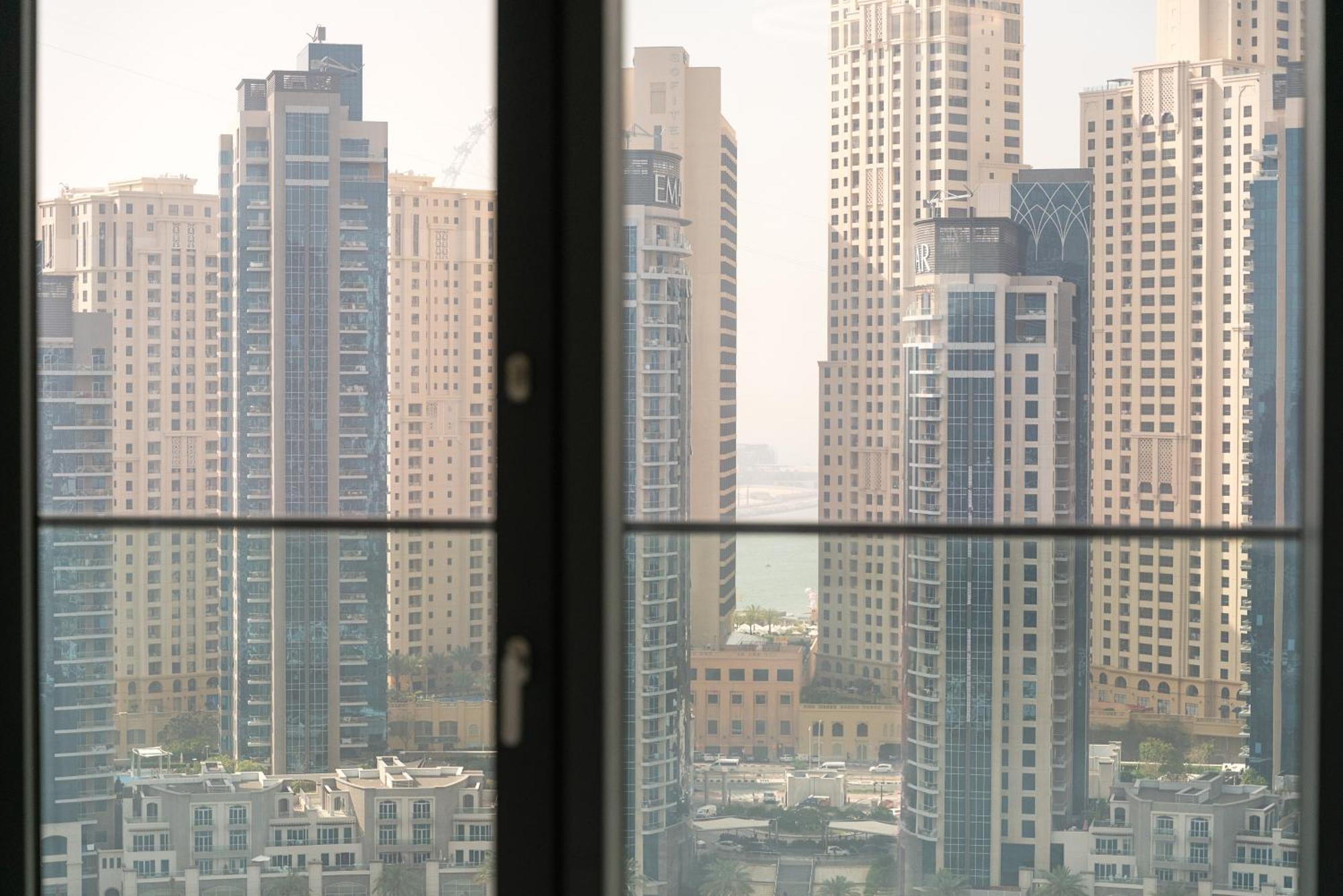Apartment Luxury Living At Vida Marina & Yacht Club Dubai