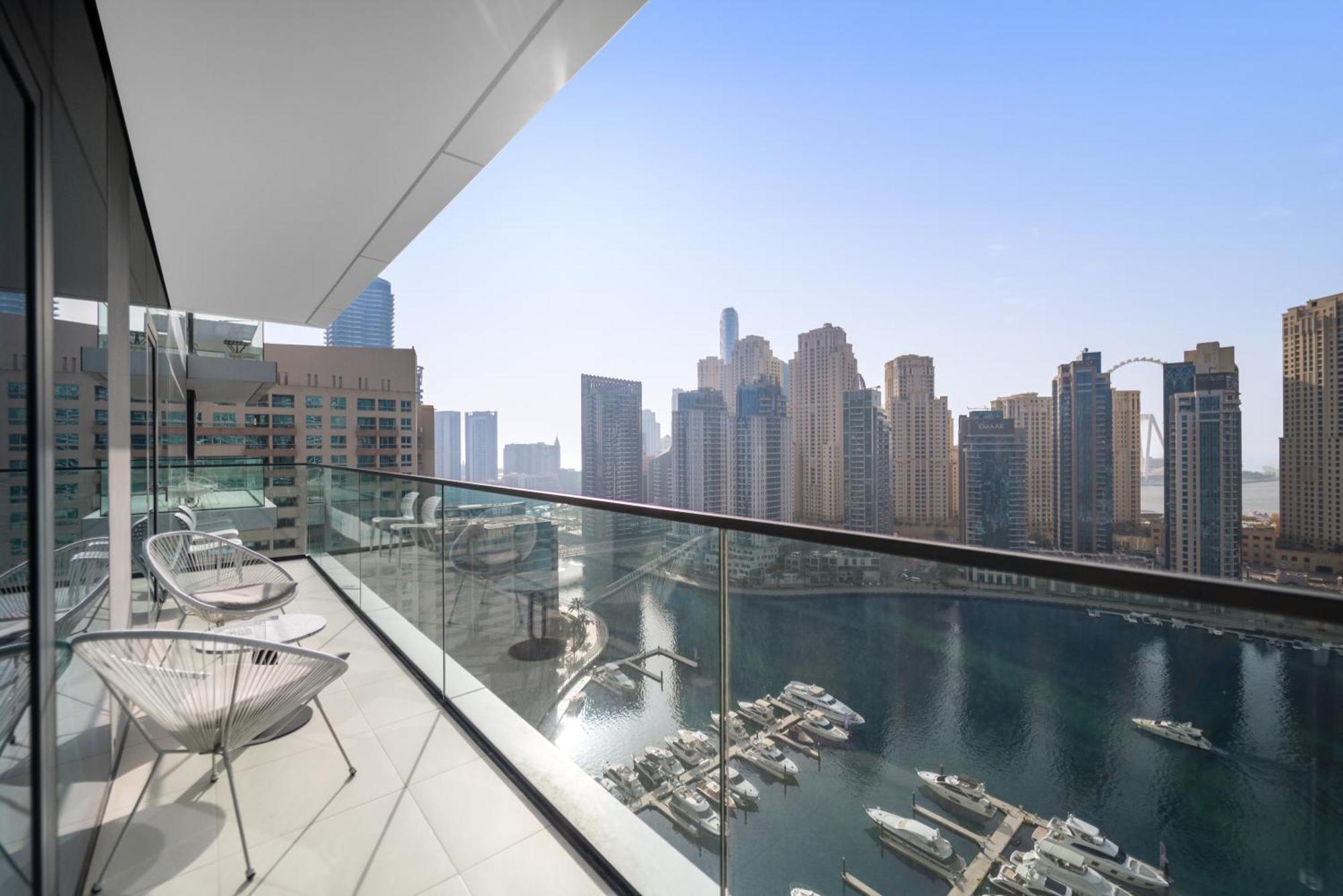 Luxury Living At Vida Marina & Yacht Club Apartment