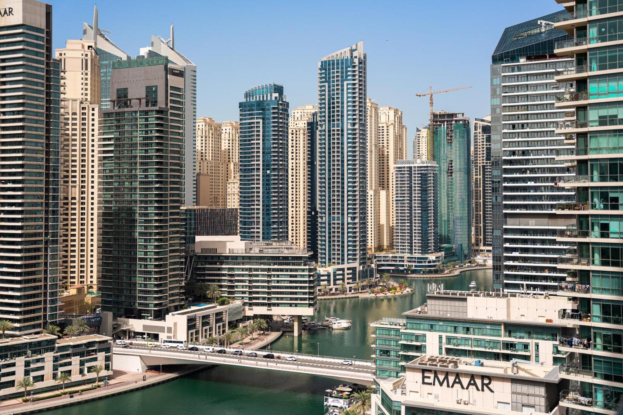 Luxury Living At Vida Marina & Yacht Club Apartment Dubai