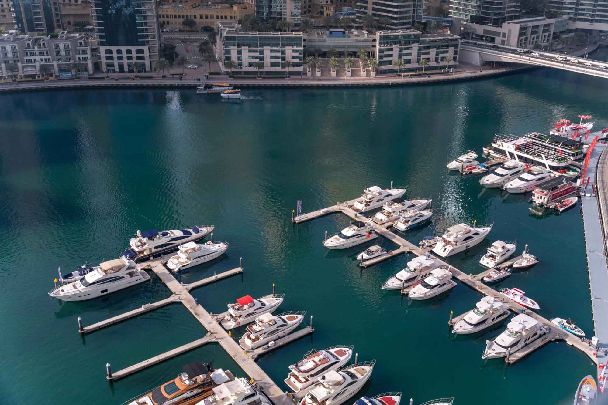 Luxury Living At Vida Marina & Yacht Club Dubai