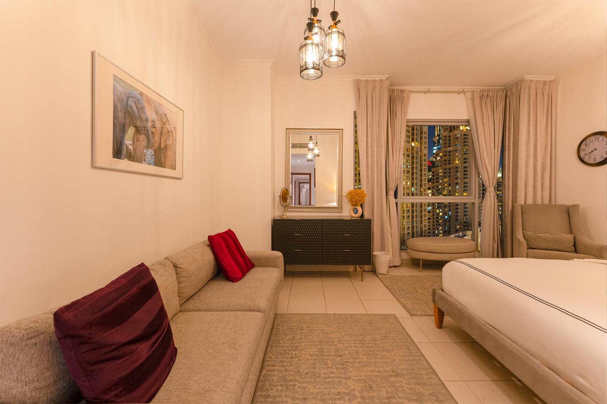 Spectacular Burj & Fountain View - Luxurious 3 Bedrooms & Maids - The Residences *