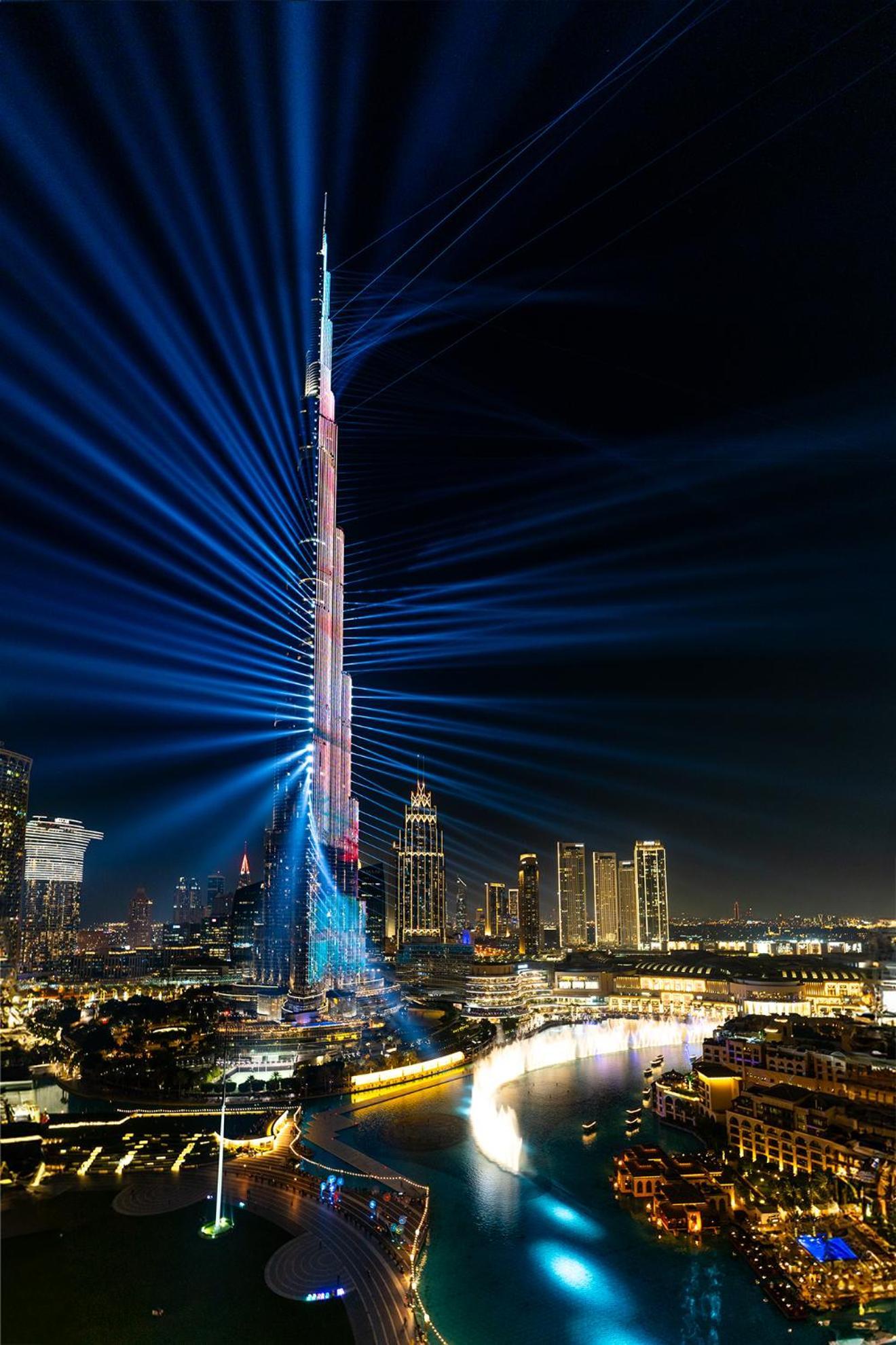 Spectacular Burj & Fountain View - Luxurious 3 Bedrooms & Maids - The Residences Apartamento Dubai