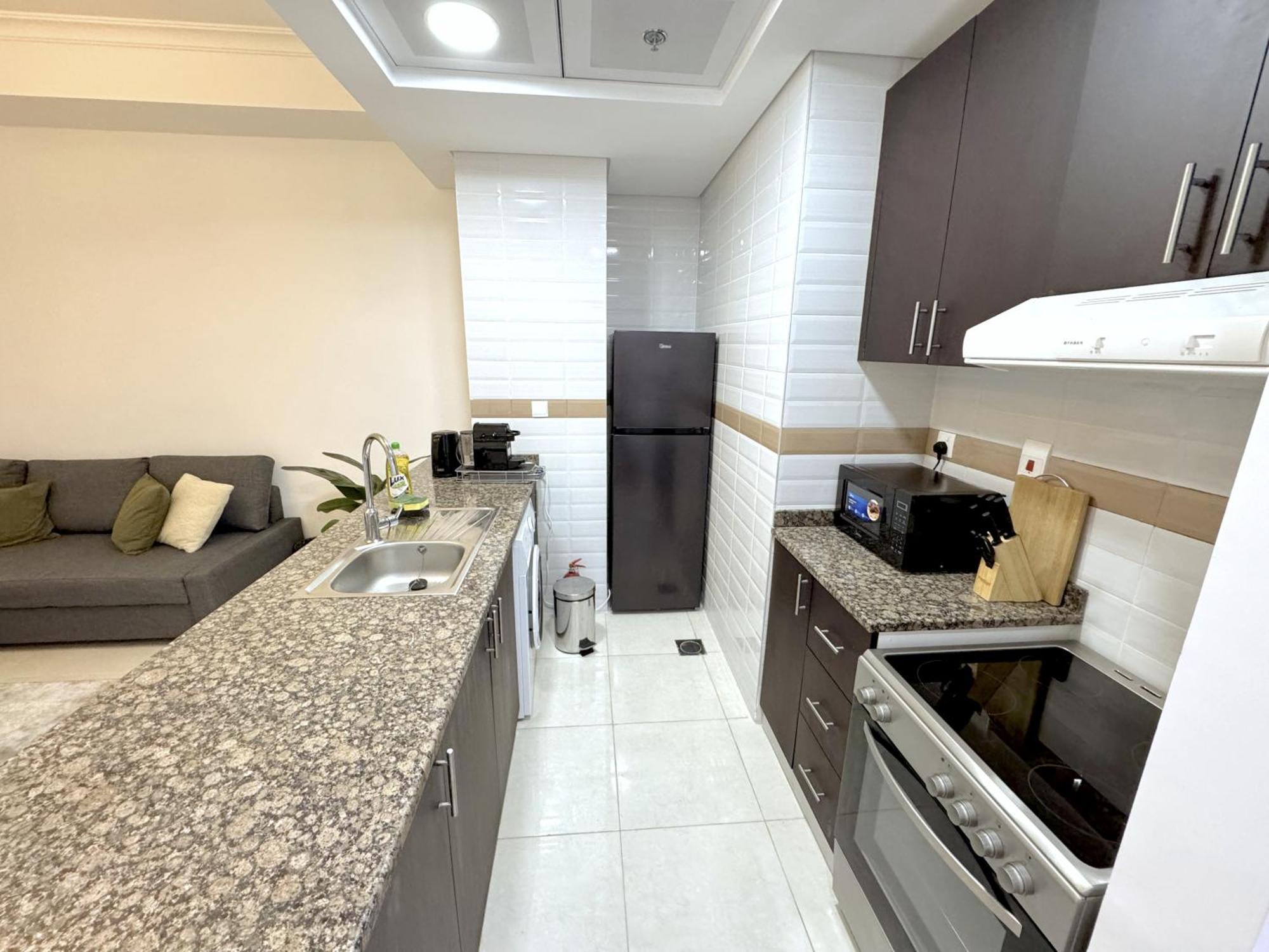 Deluxe With Panoramic View Near Metro Dubai