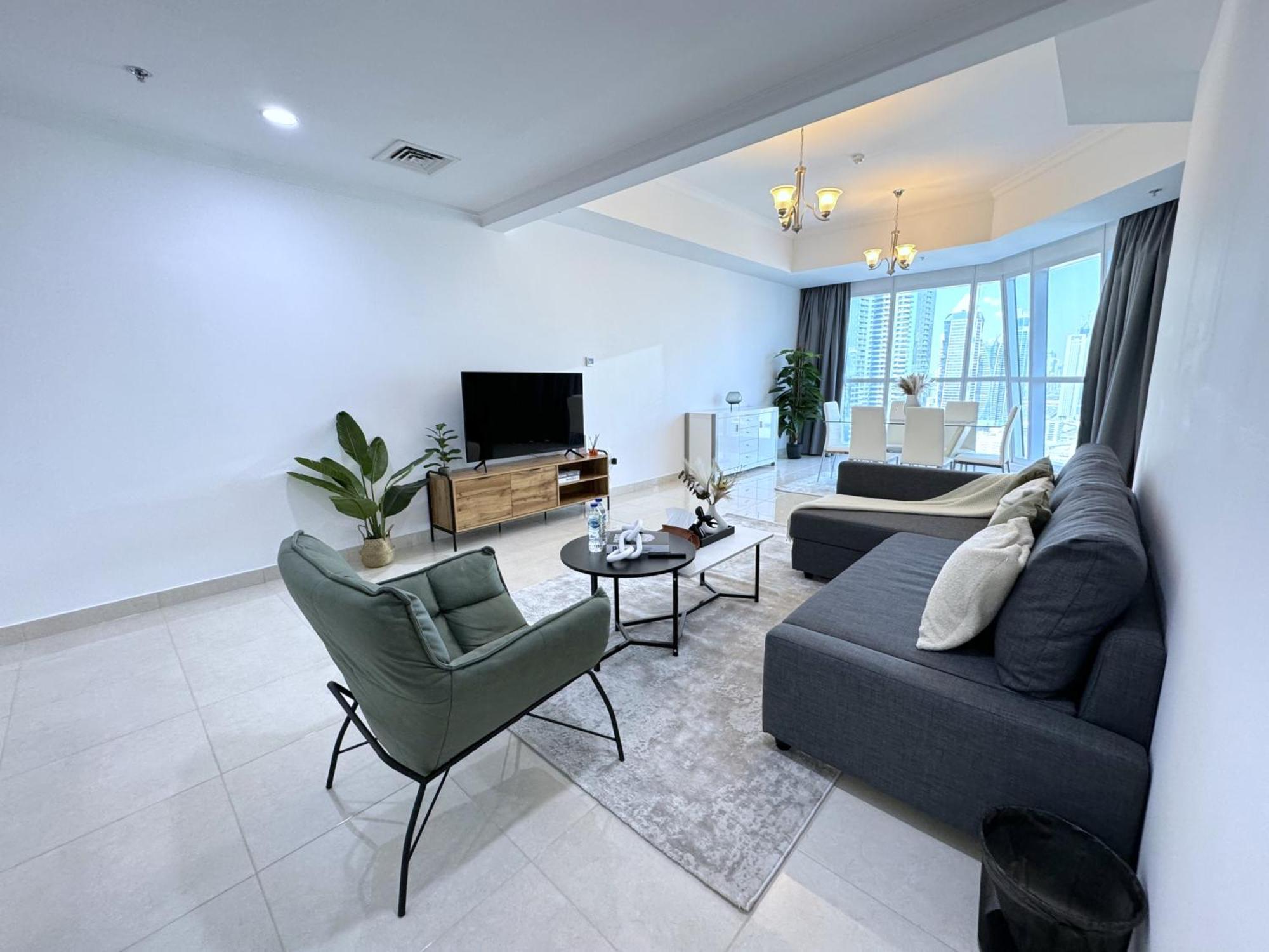 Deluxe With Panoramic View Near Metro Apartment *