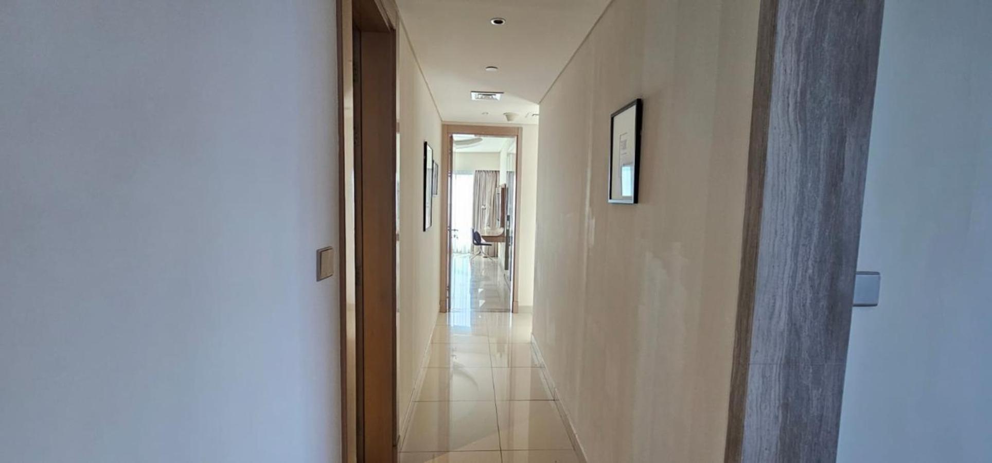 Paramount Towers - Elegant Apartamento