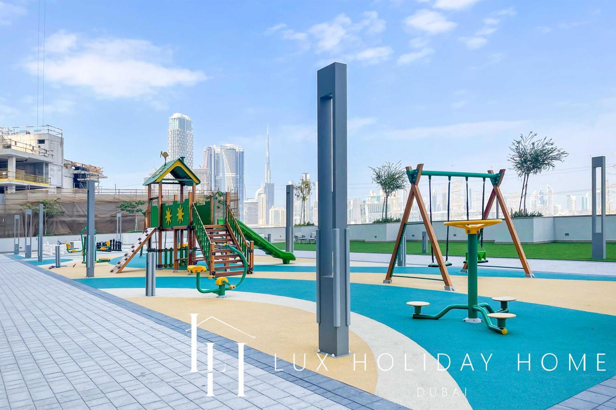 Apartment Lux The Executive Sobha 2 Dubai