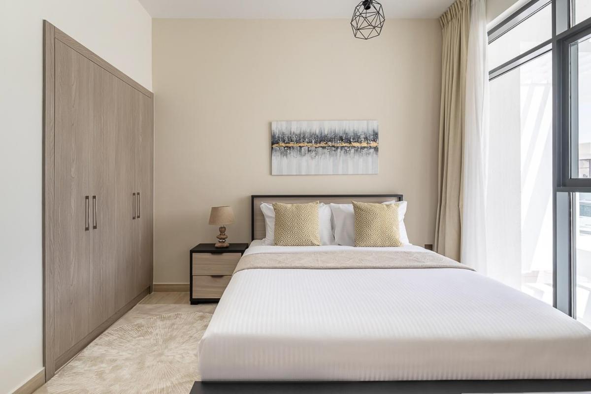 Villa Frank Porter - Damac Hills Richmond
