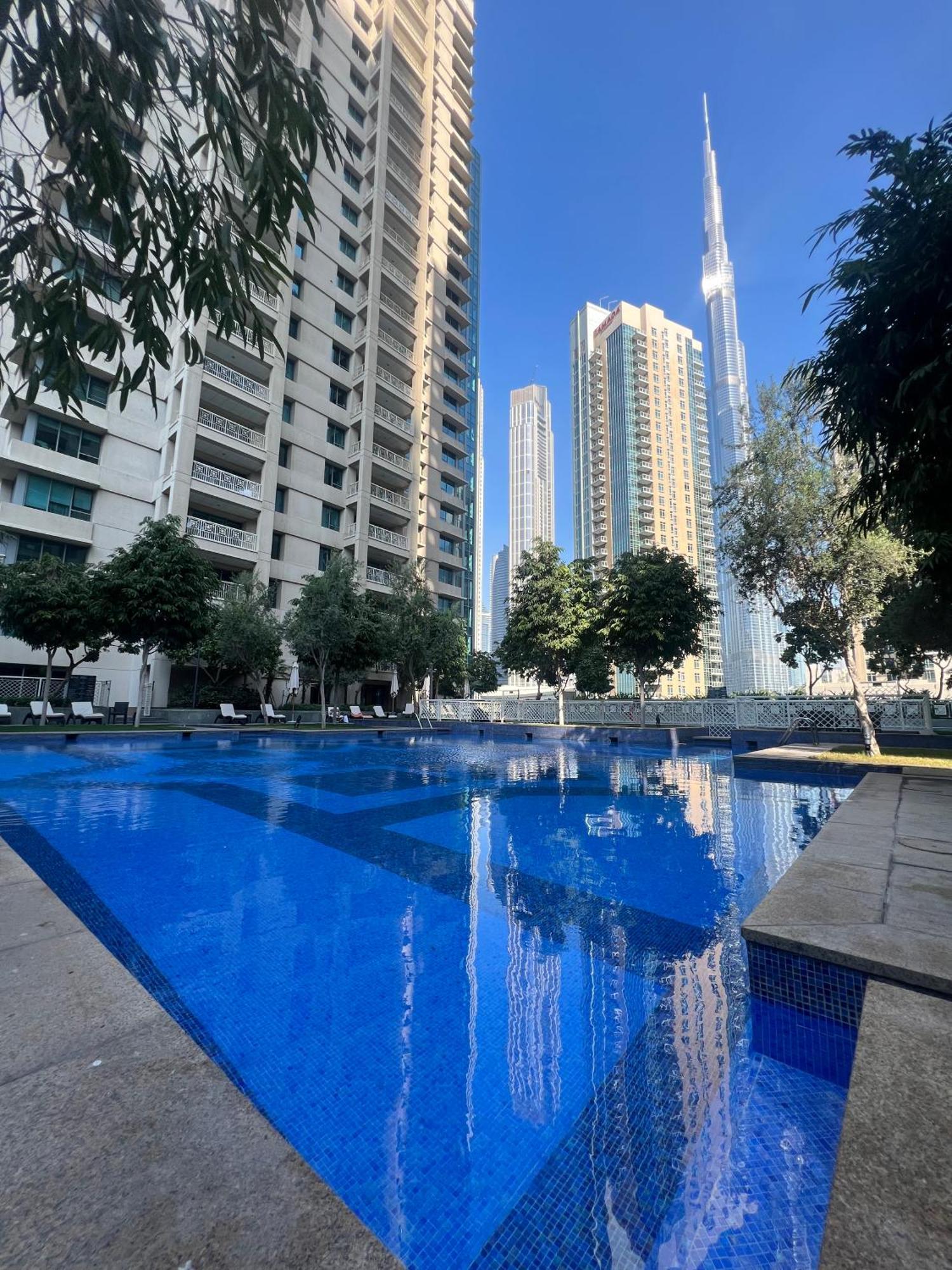 Prestige Living 2br With Full Burj Khalifa And Fountain View By