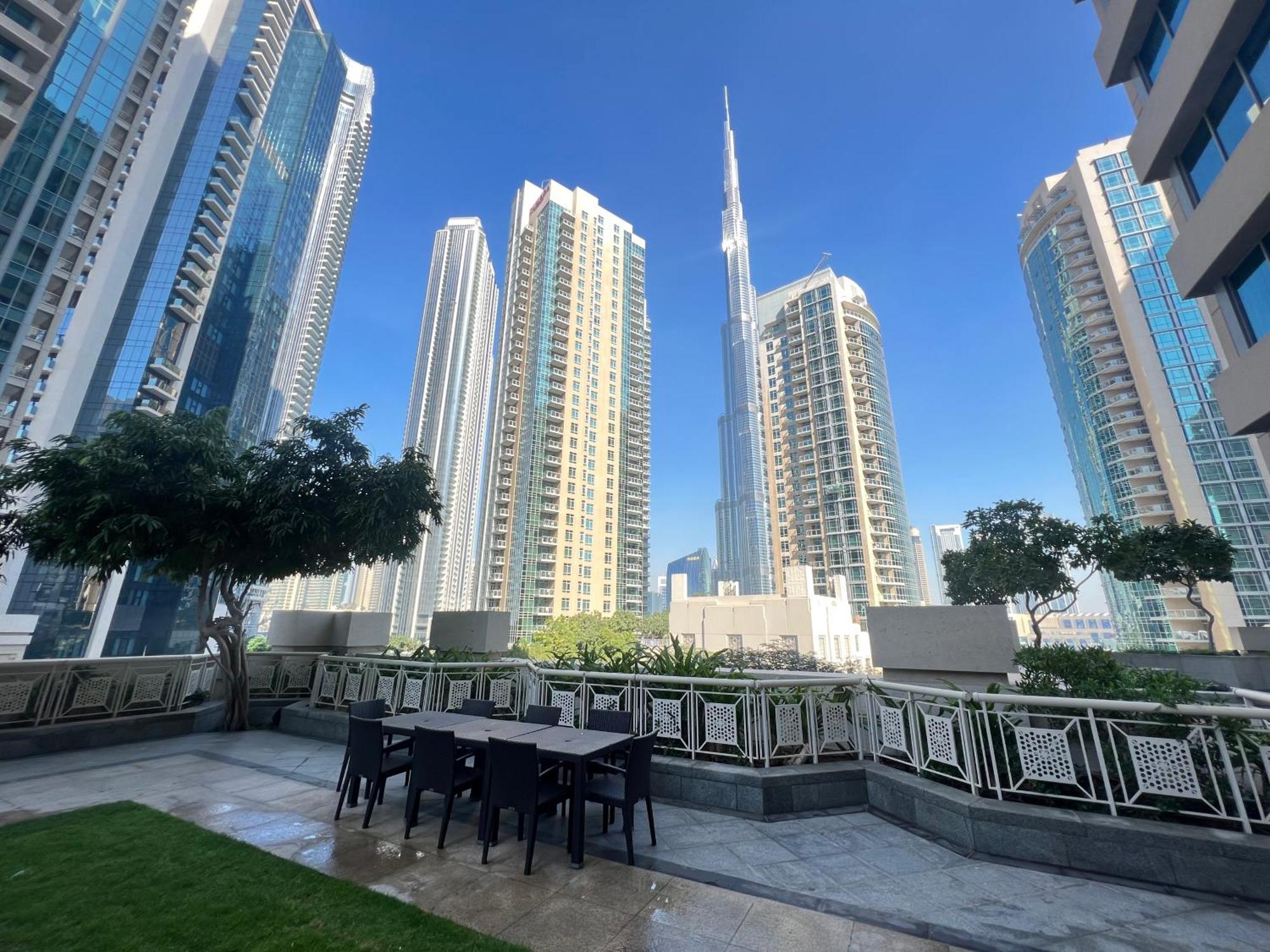 Prestige Living 2br With Full Burj Khalifa And Fountain View By Apartamento *