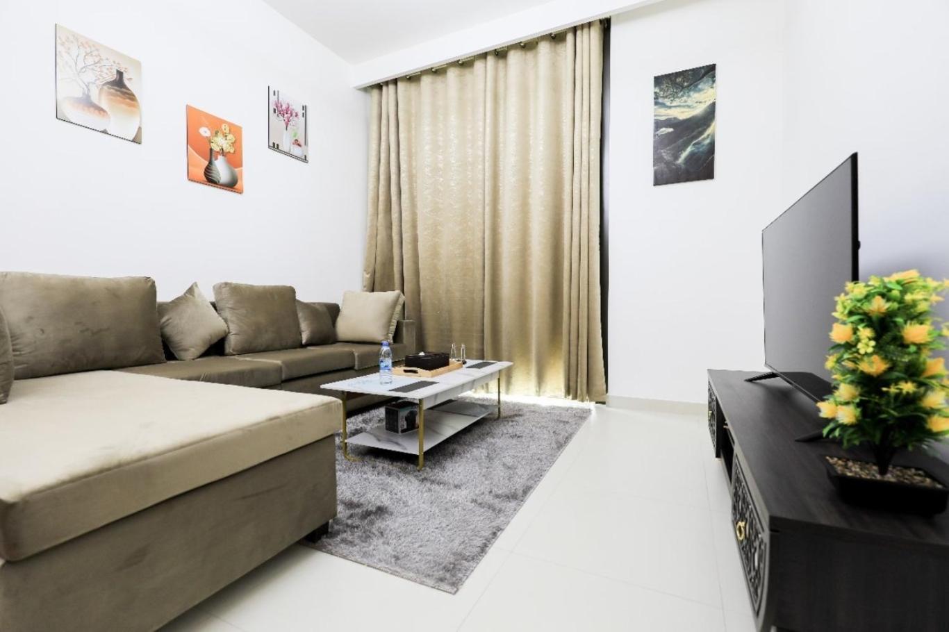 Brand New 1bhk Near Burj Khalifa-burj Crown Tower Apartment