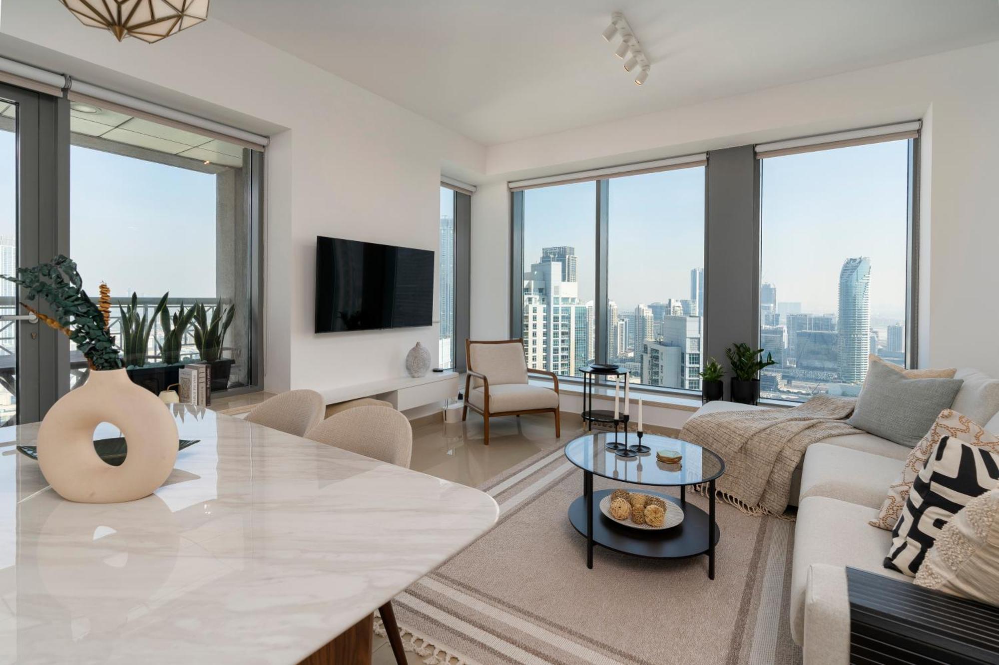 Prestige Living 2br With Full Burj Khalifa And Fountain View By Apartamento