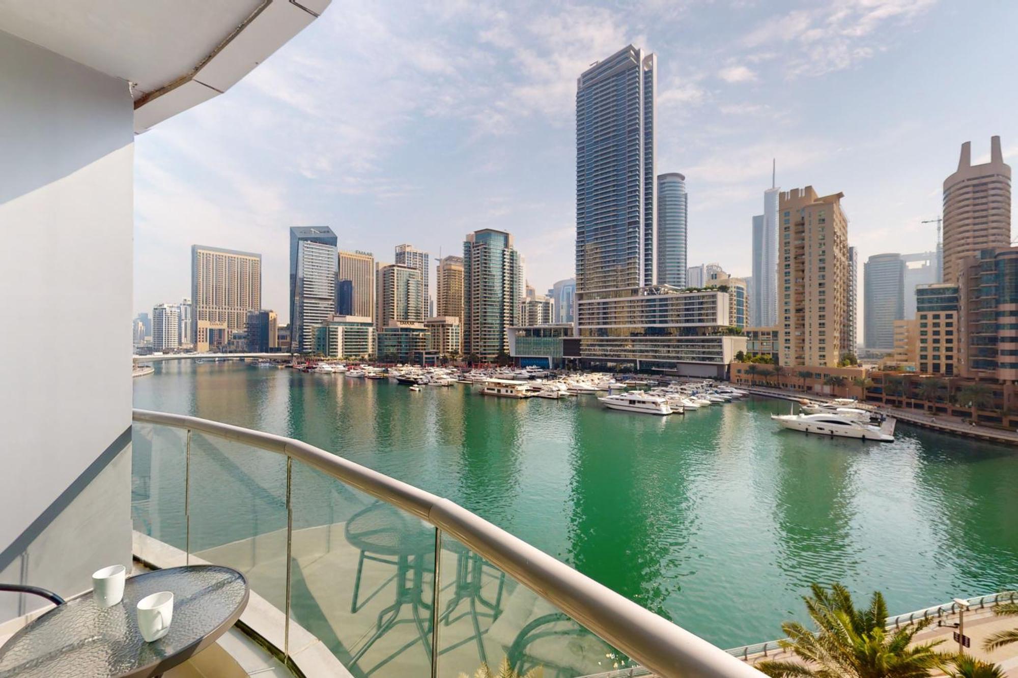 The Point Tower - Chic One Bedroom *
