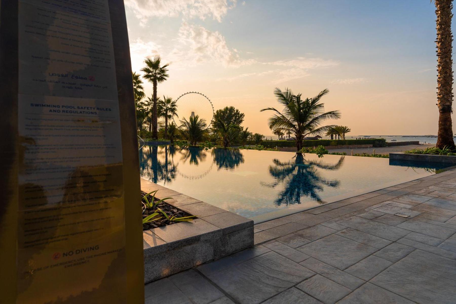 Stunning Seaview Luxury Building Jbr *
