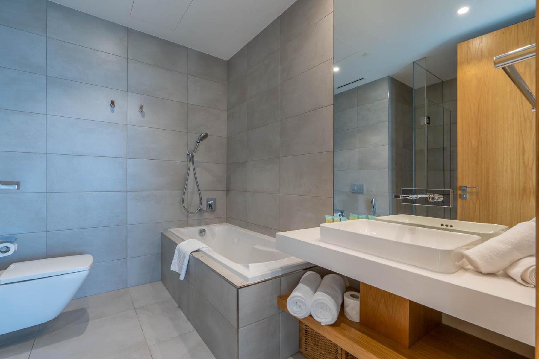 Stunning Seaview Luxury Building Jbr Dubai