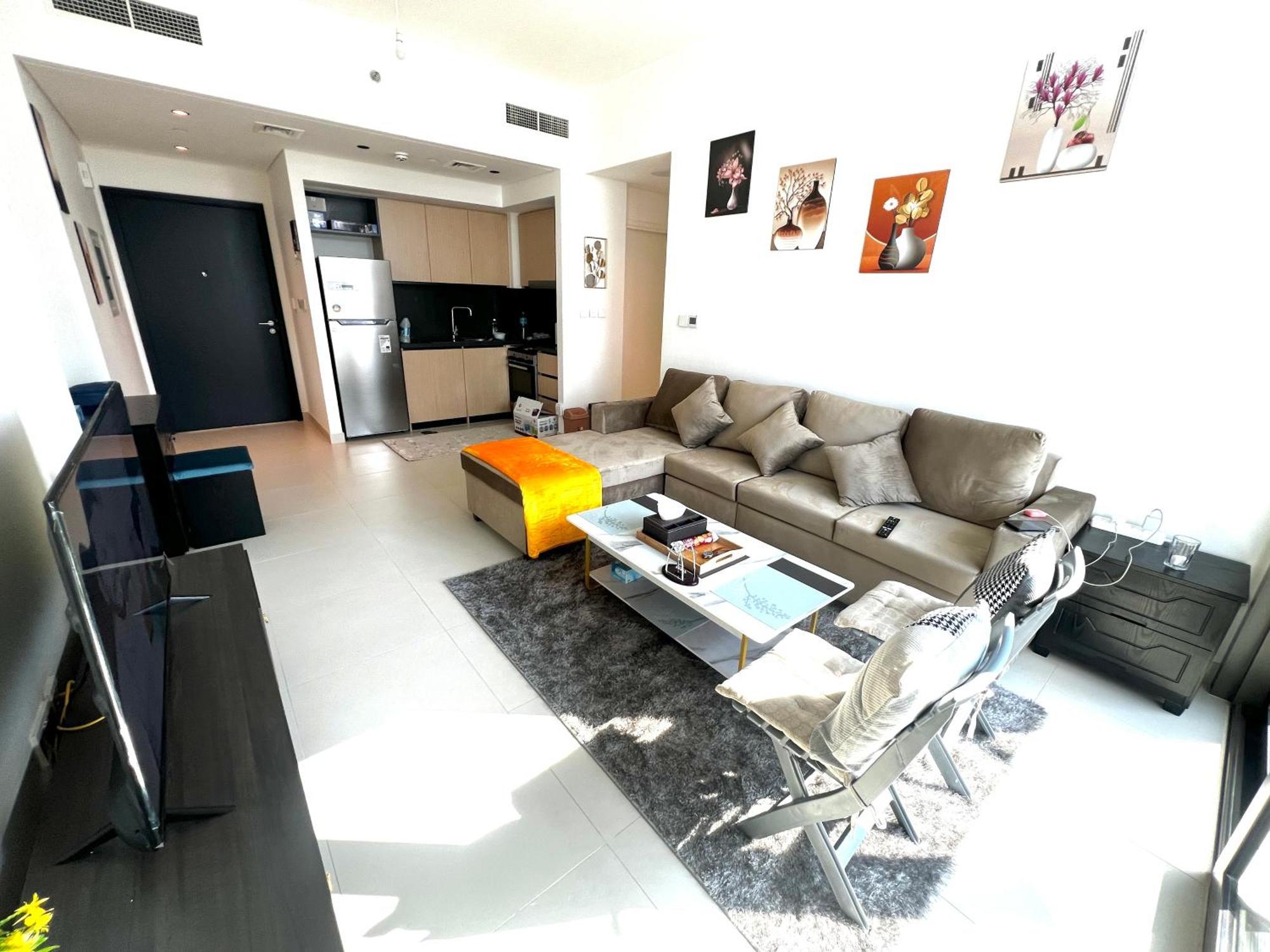 Apartment Brand New 1bhk Near Burj Khalifa-burj Crown Tower Dubai