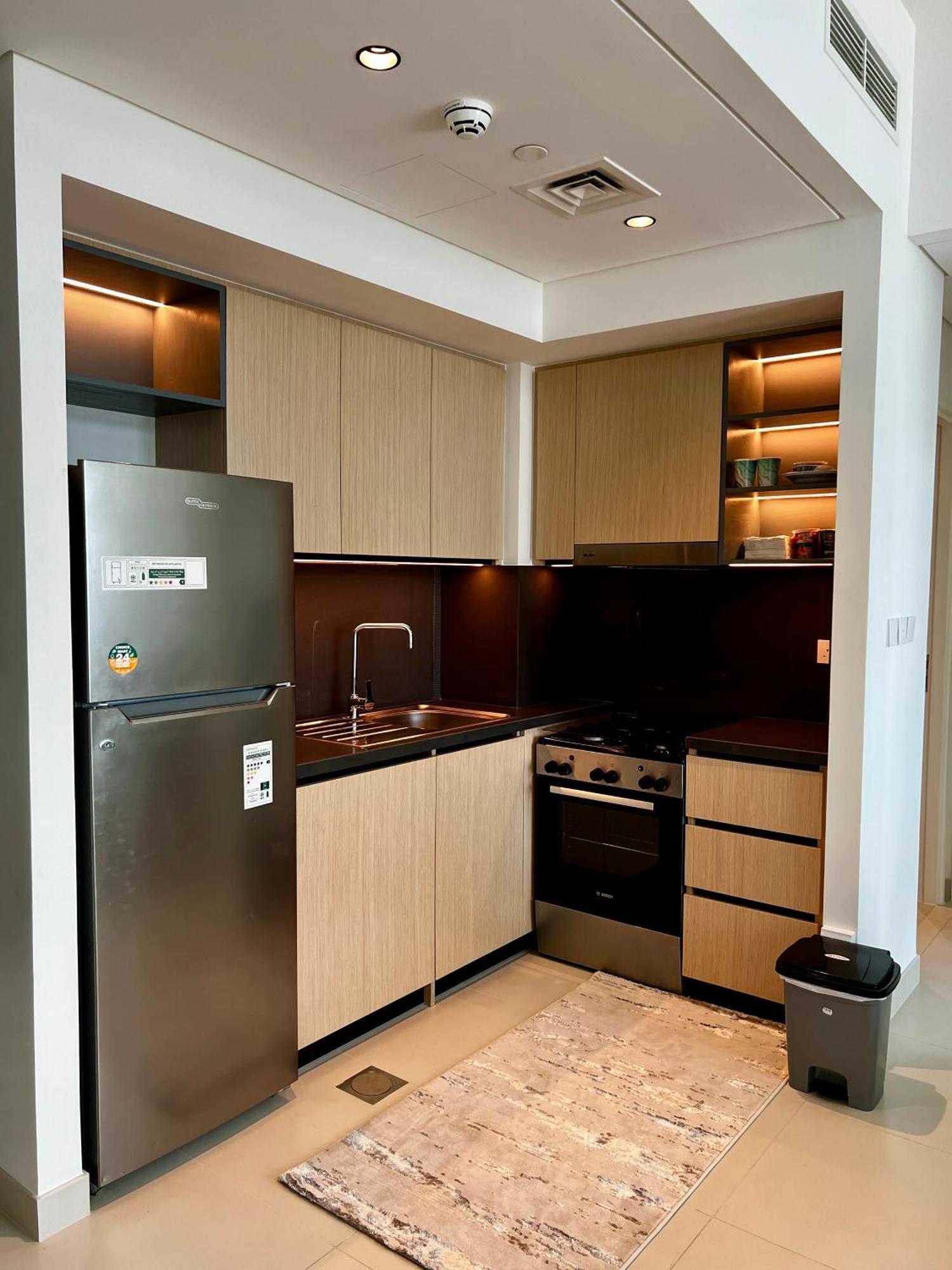 Brand New 1bhk Near Burj Khalifa-burj Crown Tower * Dubai