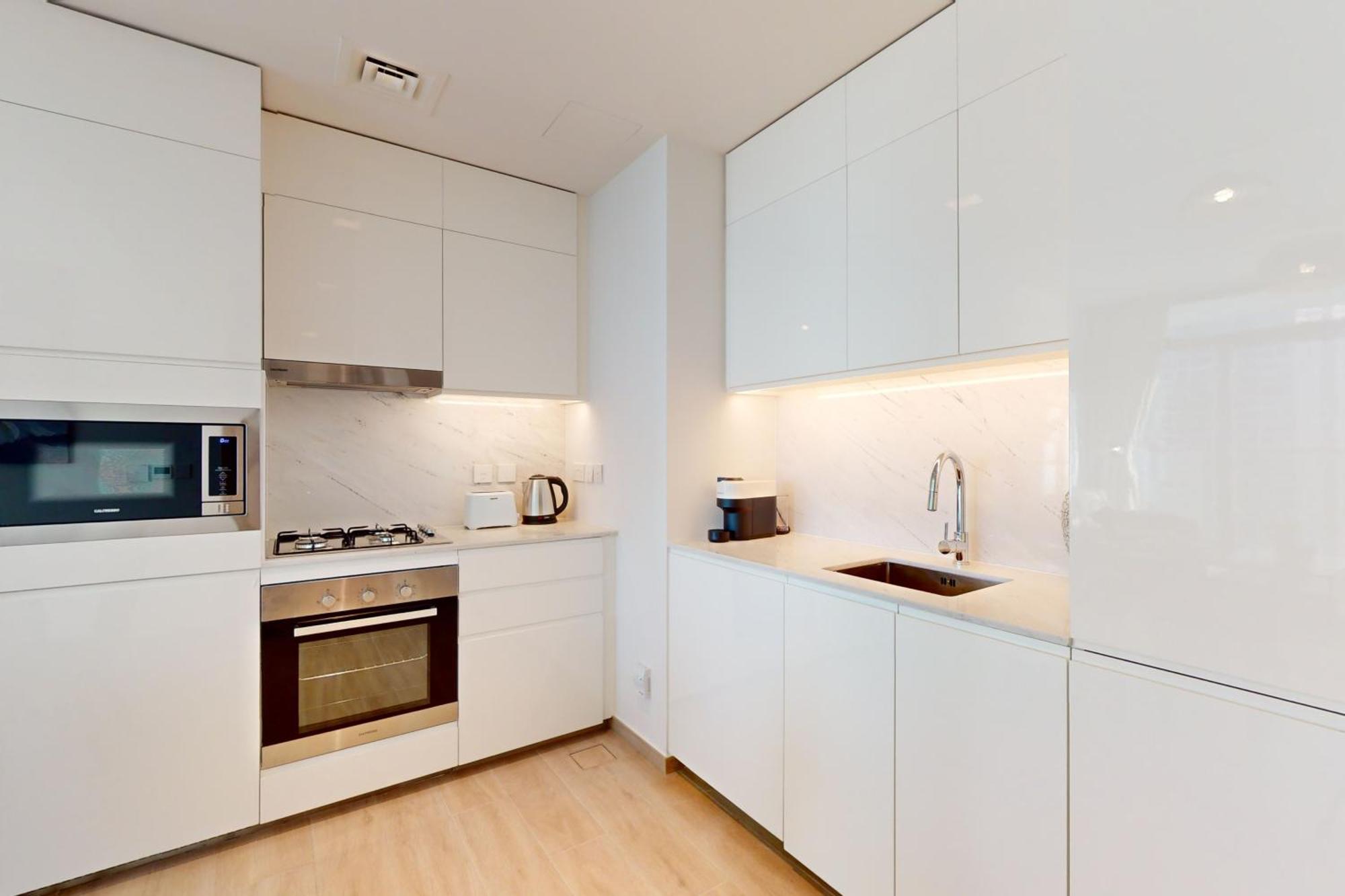 Palace Residences - Modern One Bedroom Apartment