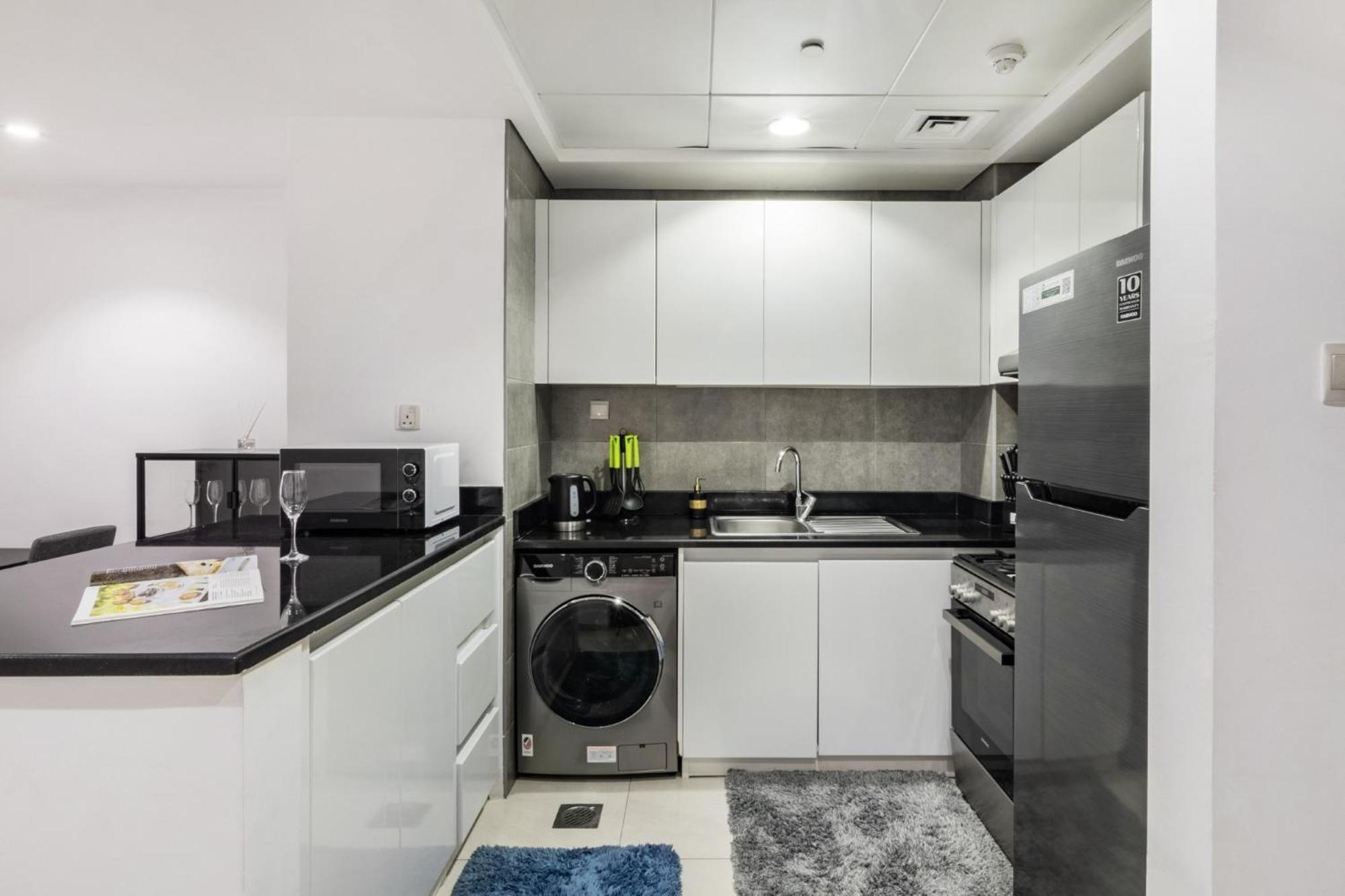 Baytik - Amazing 1 Bedroom In Jvc Apartment *