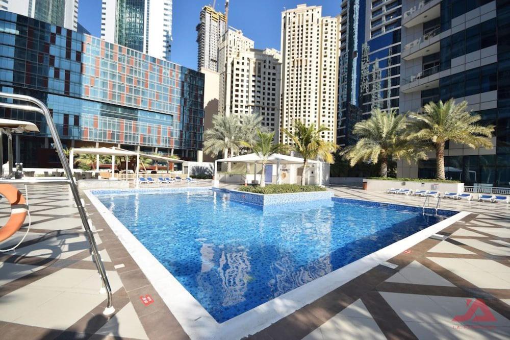 Cozy Marina & Sea View In Bay Tower Marina With Modern Gym & Pool, Steps To & Metro Apartment *