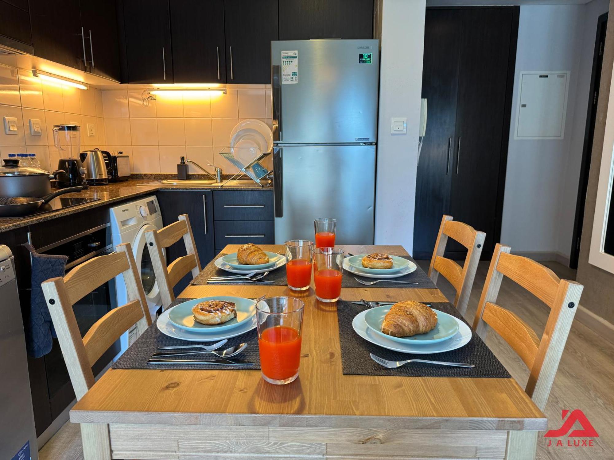 Apartment Cozy Marina & Sea View In Bay Tower Marina With Modern Gym & Pool, Steps To & Metro *
