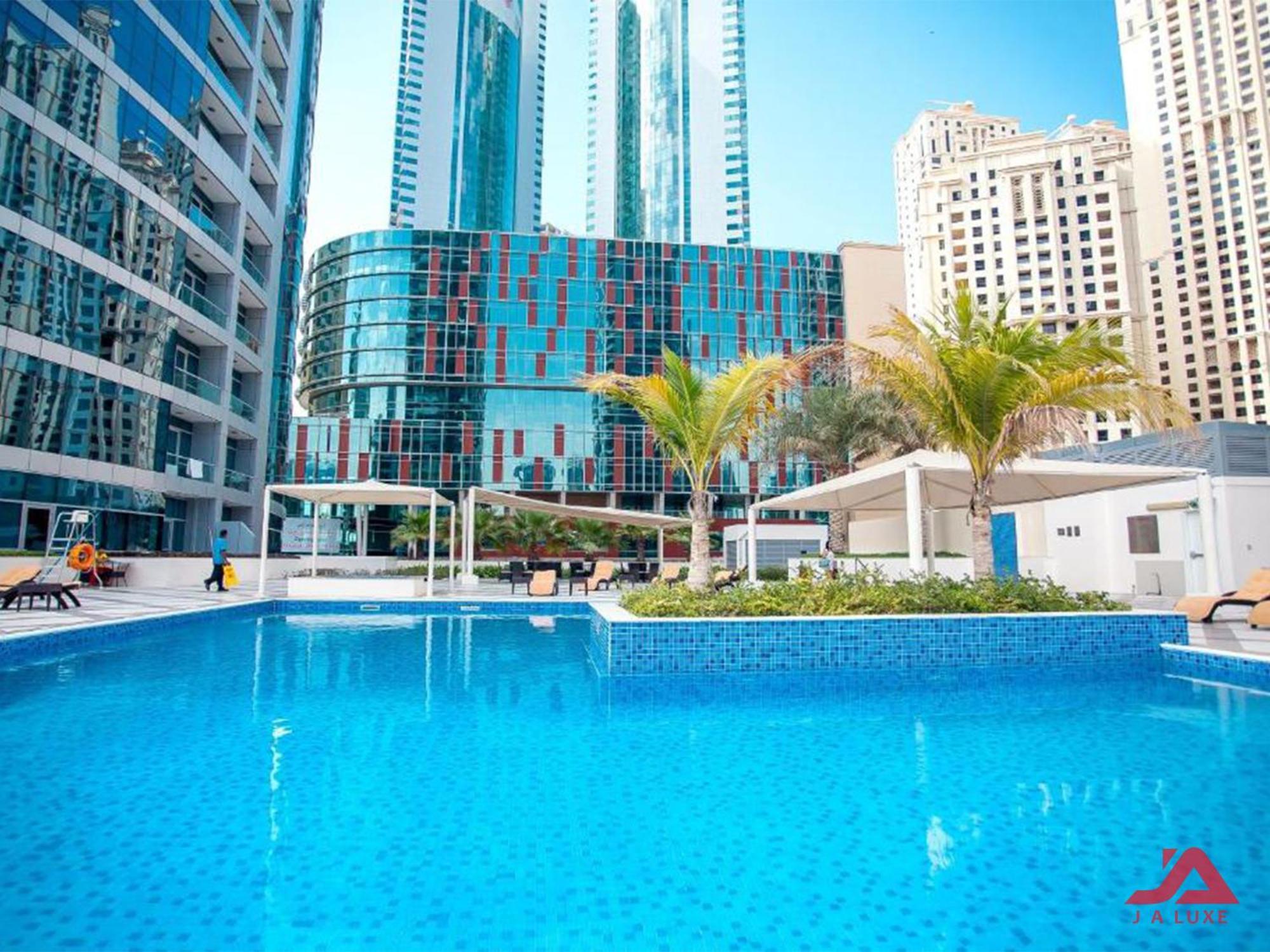 Apartment Cozy Marina & Sea View In Bay Tower Marina With Modern Gym & Pool, Steps To & Metro Dubai