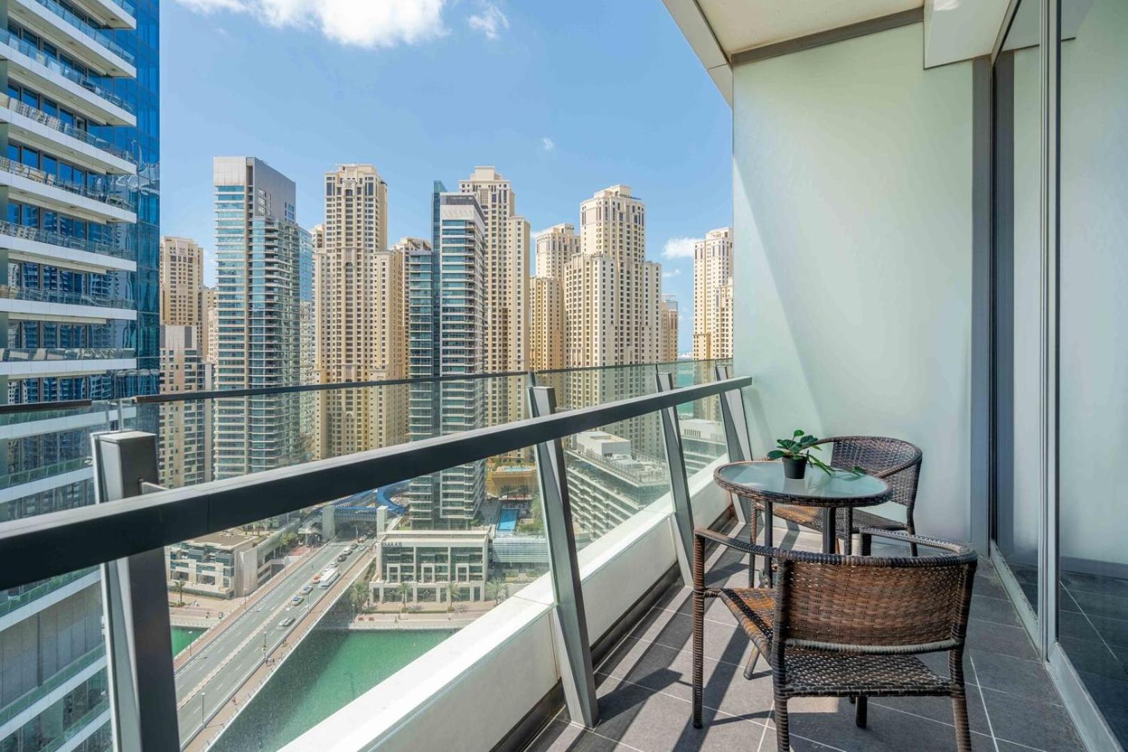 Guestready Homes - Concrete Jungle Apartment Dubai