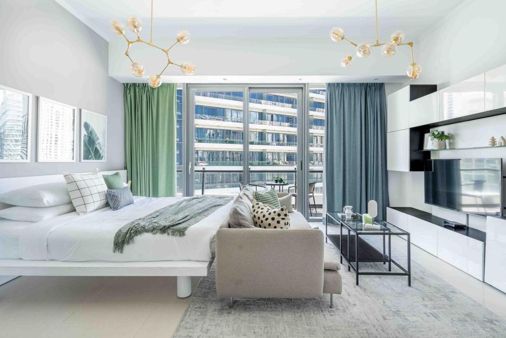 Guestready Homes - Concrete Jungle Apartment