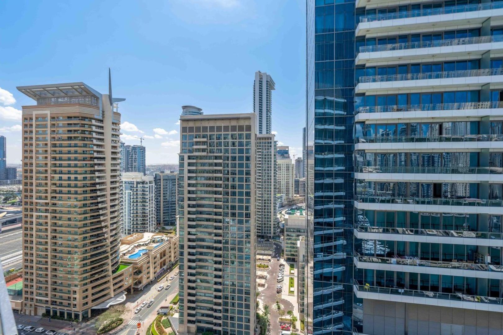 Guestready Homes - Concrete Jungle *