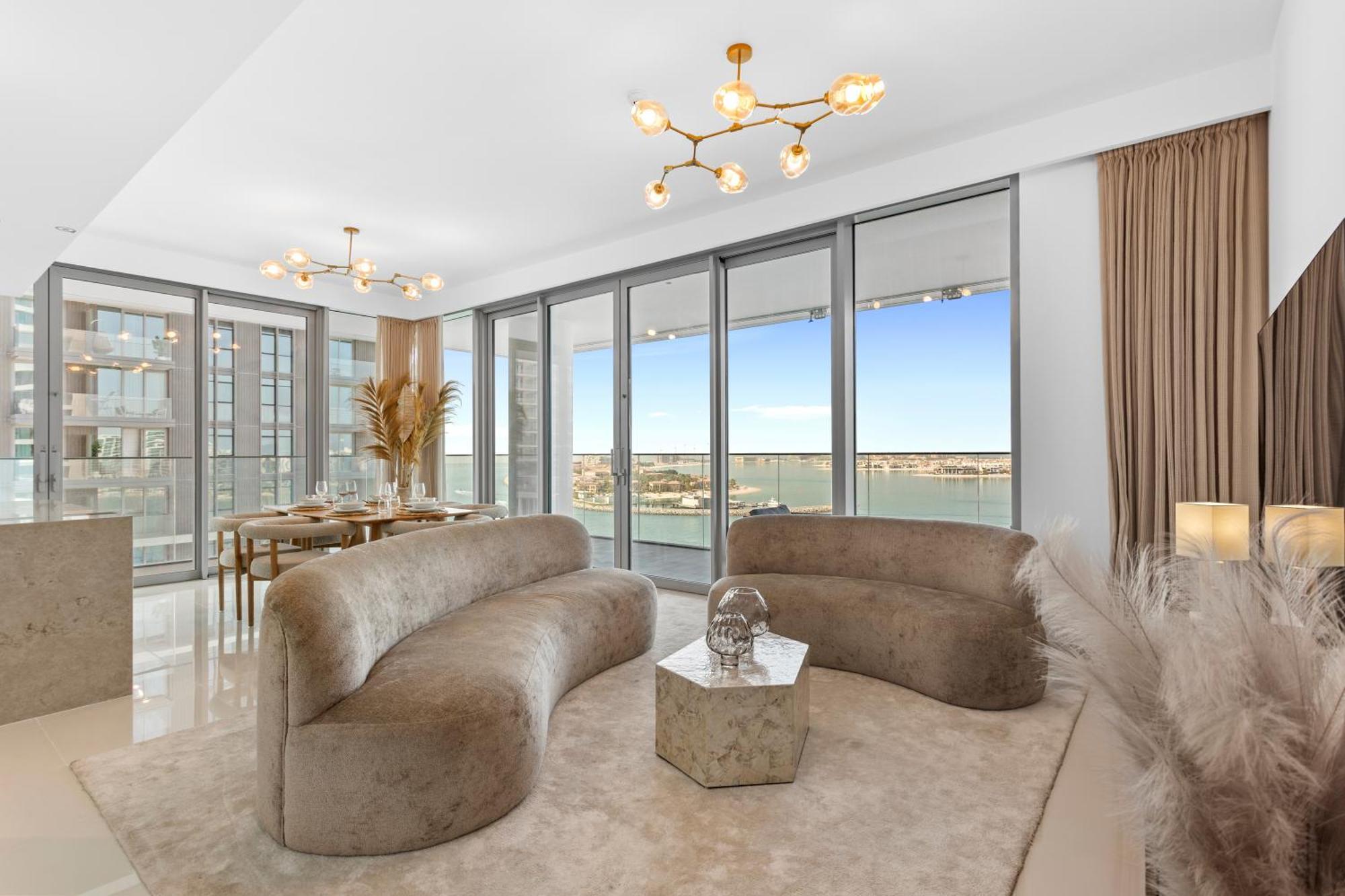 Your Beachfront Luxe Escape Experience - Suiteable * Dubai