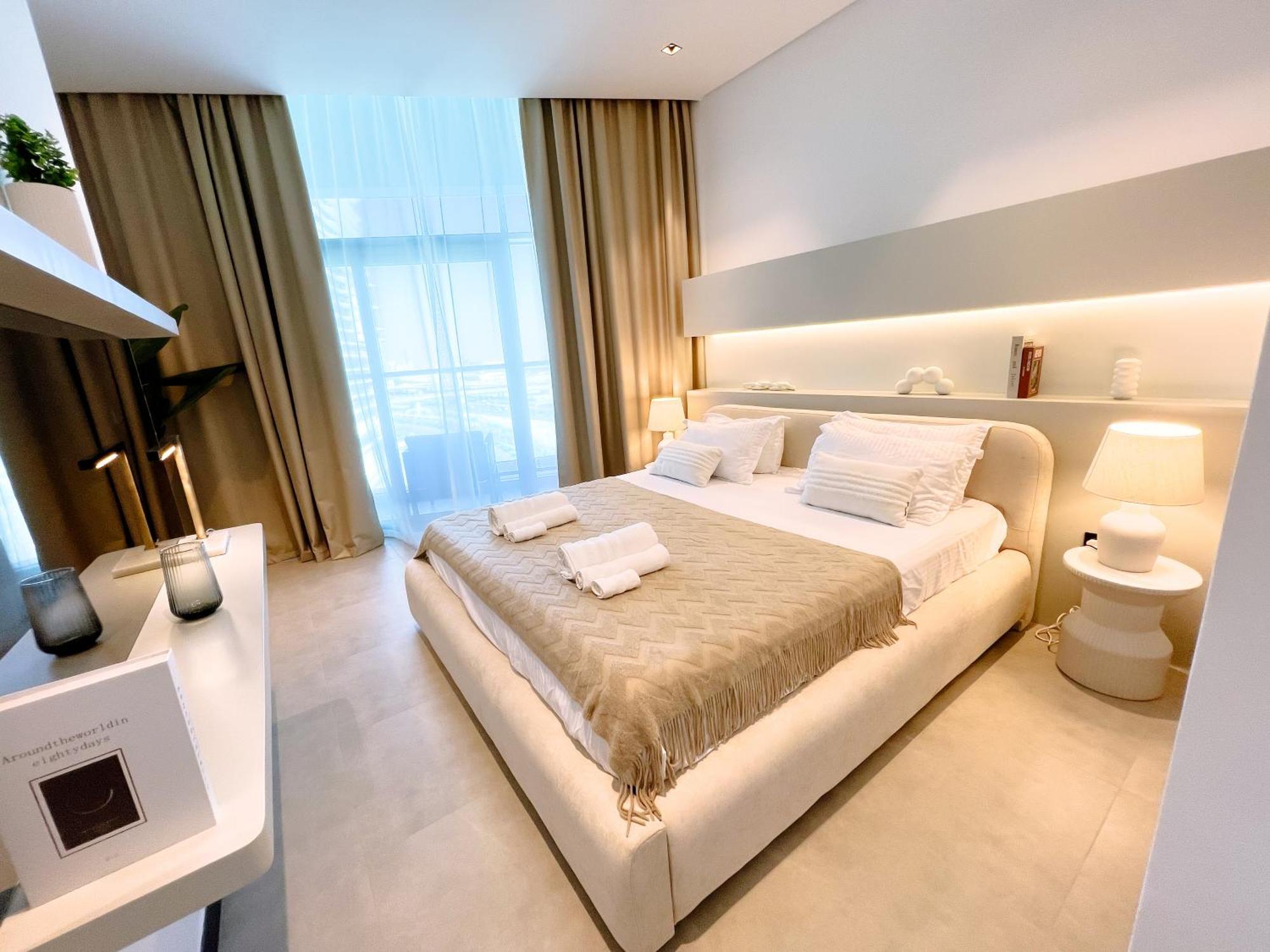 Brand New Luxury 2-bedroom With Sofa-bed Apartment