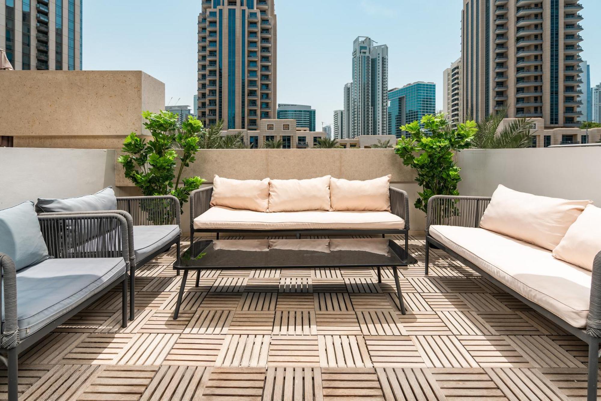 Prime Retreats - 29 Emaar Boulevard Downtown Apartment *