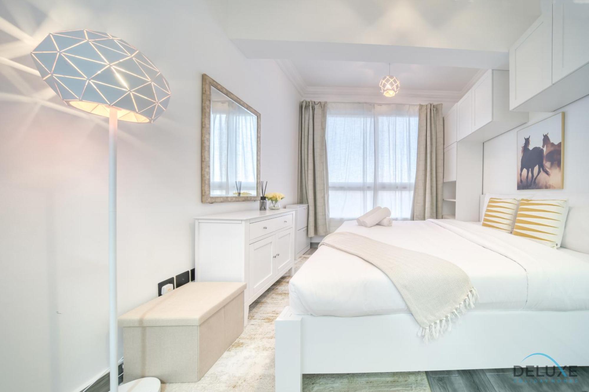 Opulent 1br At Manchester Tower Marina By Deluxe Apartment *