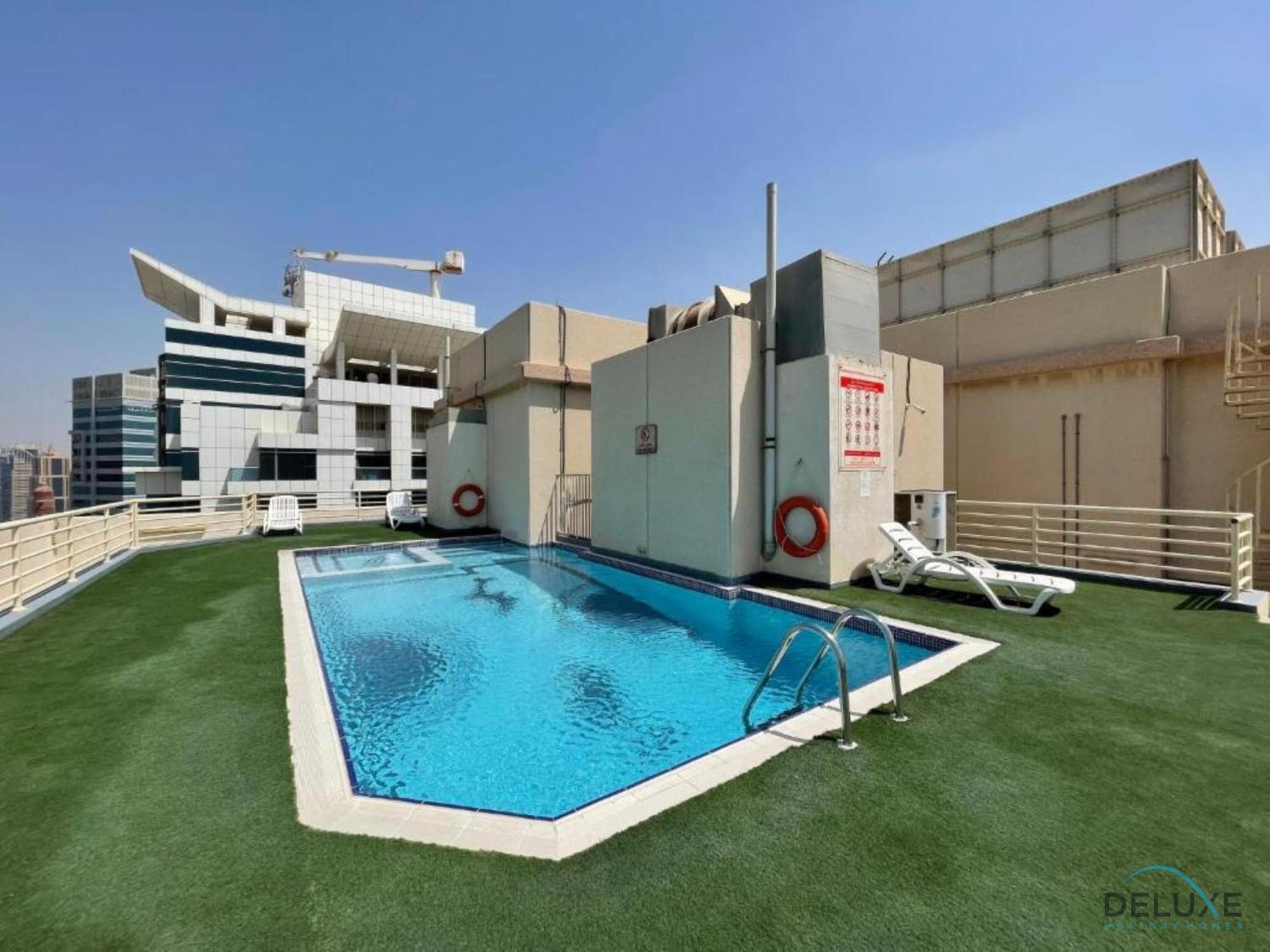 Opulent 1br At Manchester Tower Marina By Deluxe
