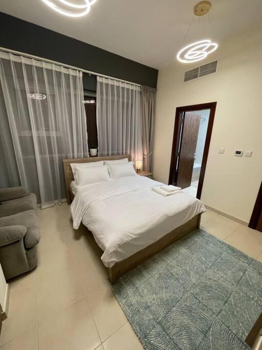 Cozy 3br With Maid's Dubai