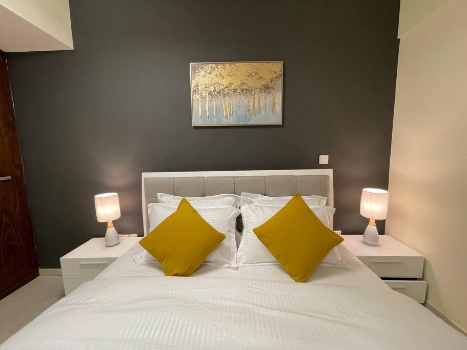 Cozy 3br With Maid's * Dubai