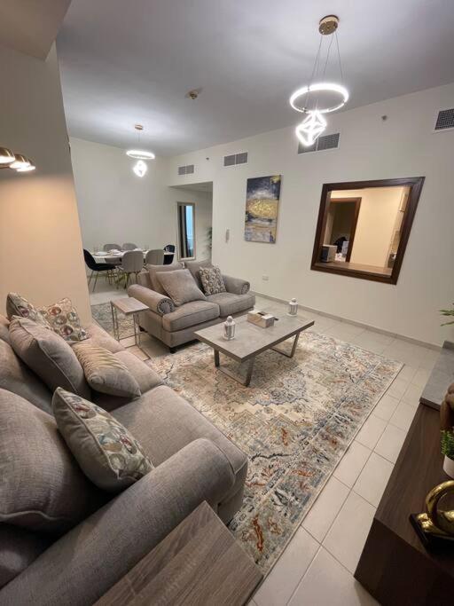 Cozy 3br With Maid's Apartment