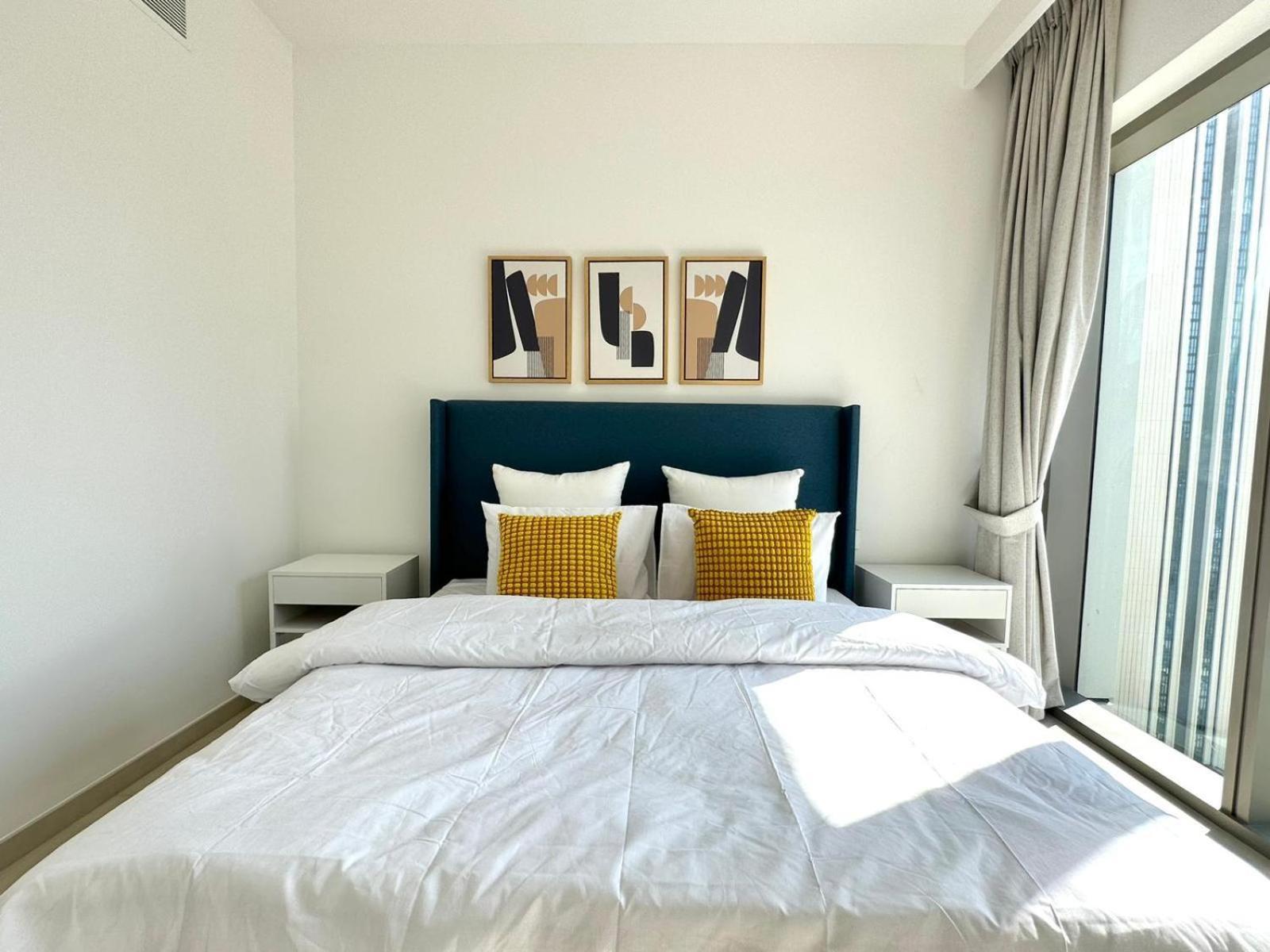 Luxury Downtown Mall Burj Khalifa View Free Netflix & Prime Video * Dubai