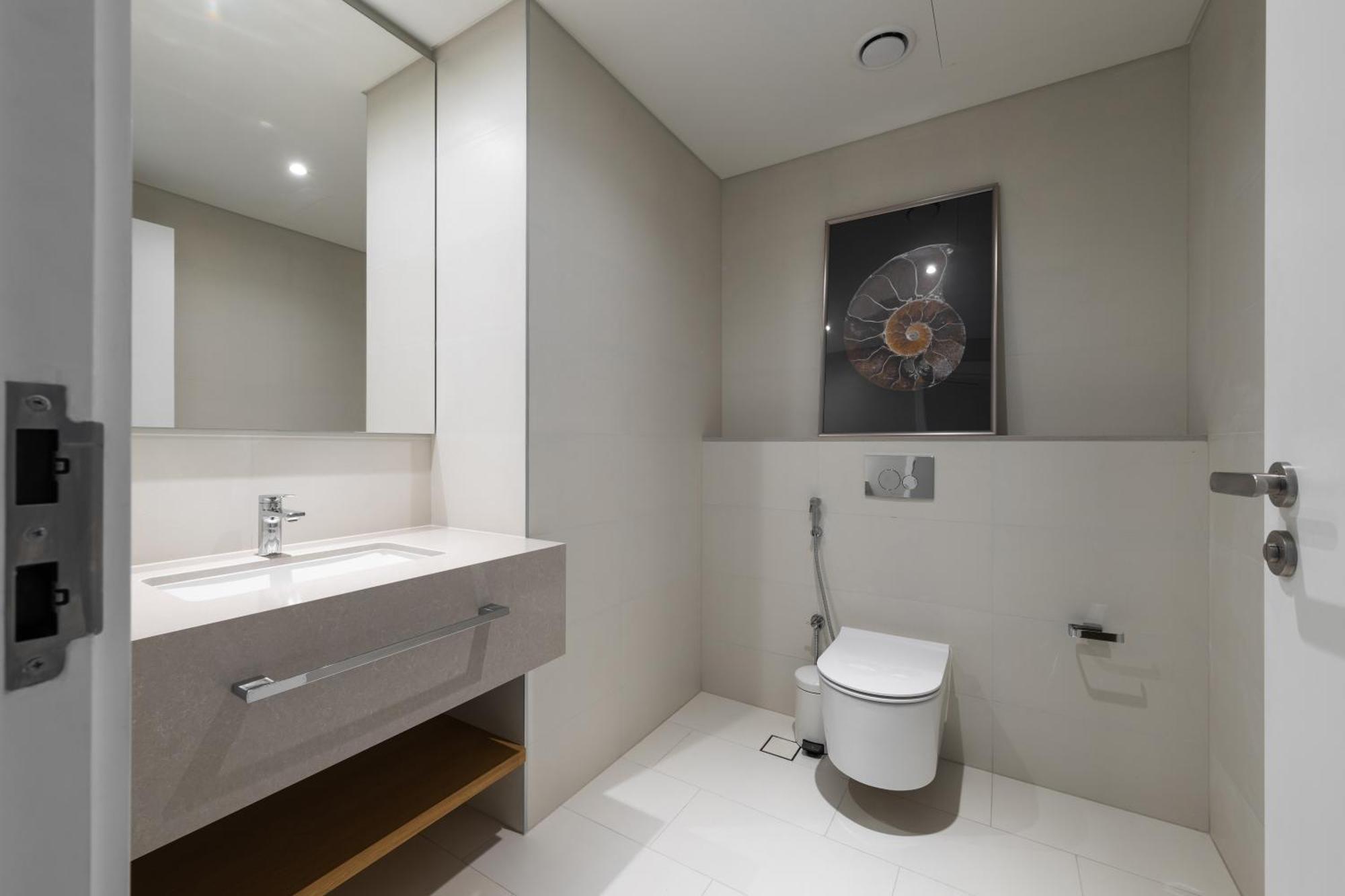 Luxseaside/2bd/lavie/jbr Apartment Dubai