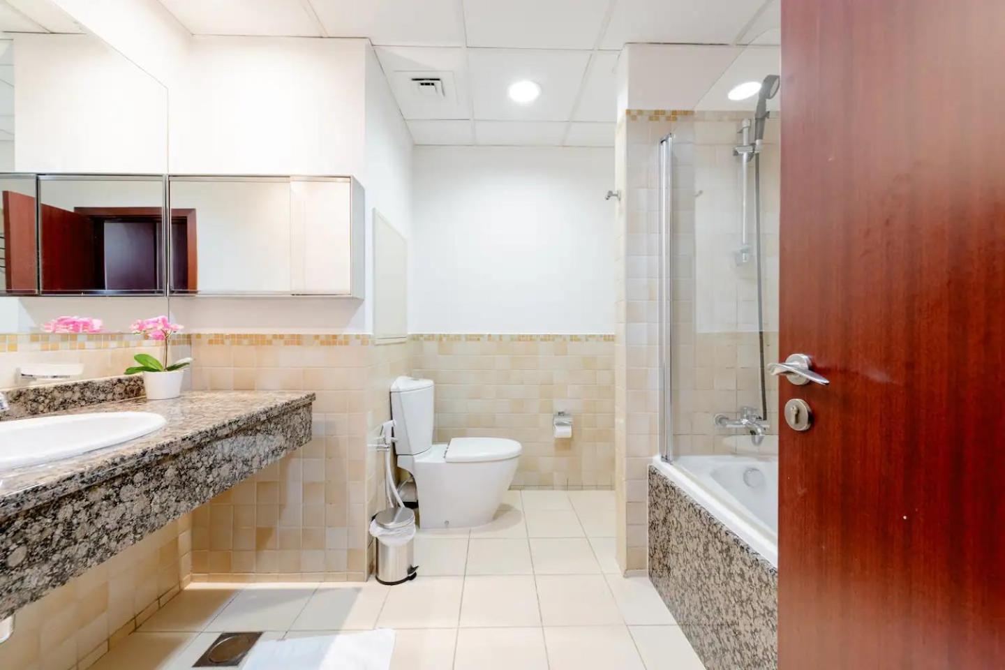 Moonlight Jbr Hostel Dubai
