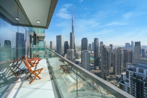 Apartamento Luxurious One Bedroom Dubai