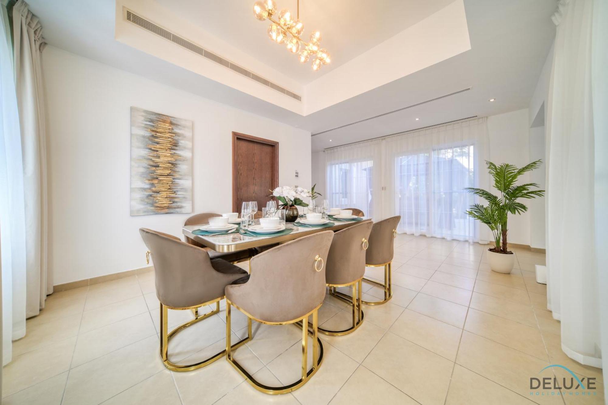 Daire Luxury 3br With Assistant At Alvorada 4 Arabian Ranches By Deluxe Homes