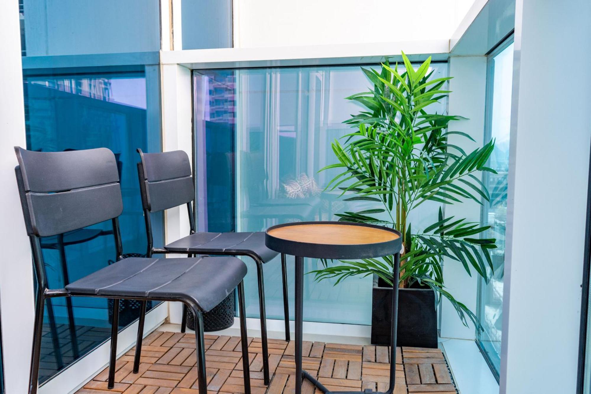 Vayk - Modern 2bd In The Marina Near Dubai