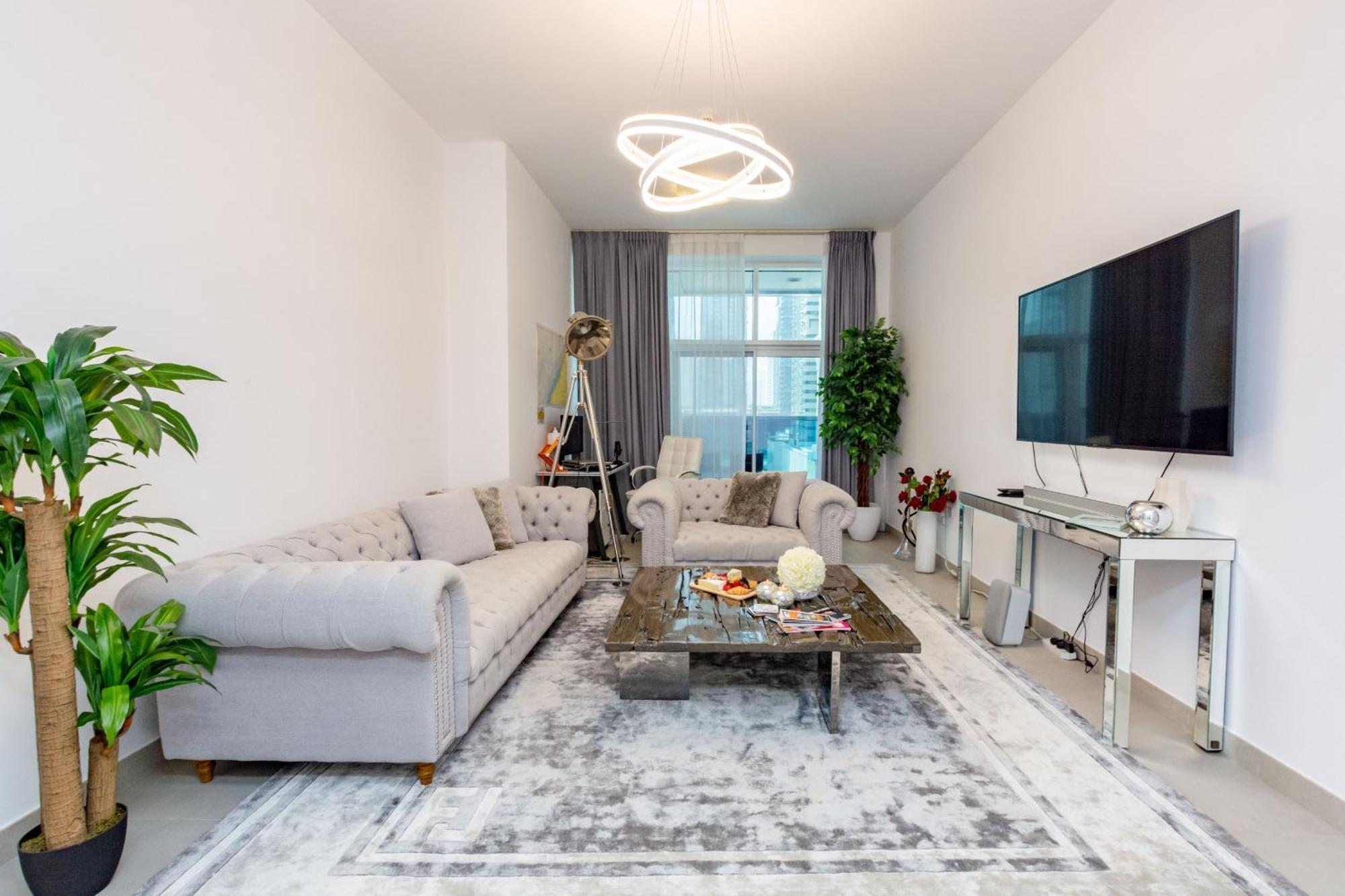 Apartment Vayk - Modern 2bd In The Marina Near